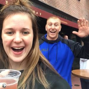 Meet your Posher, Kelli